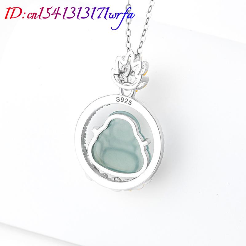 Blaue Myanmar Jadeit Maitreya  – Necklaces Bewertung und Preis